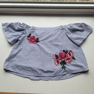 Stylehouse Floral Crop Top